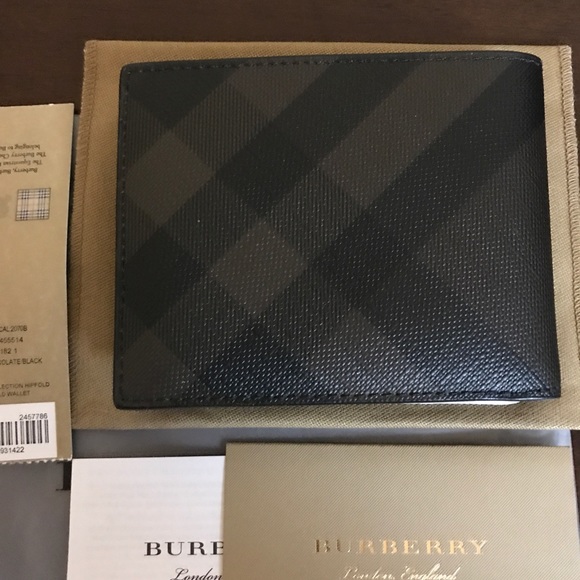 Burberry Other - Burberry Men's bifold wallet chocolate/black