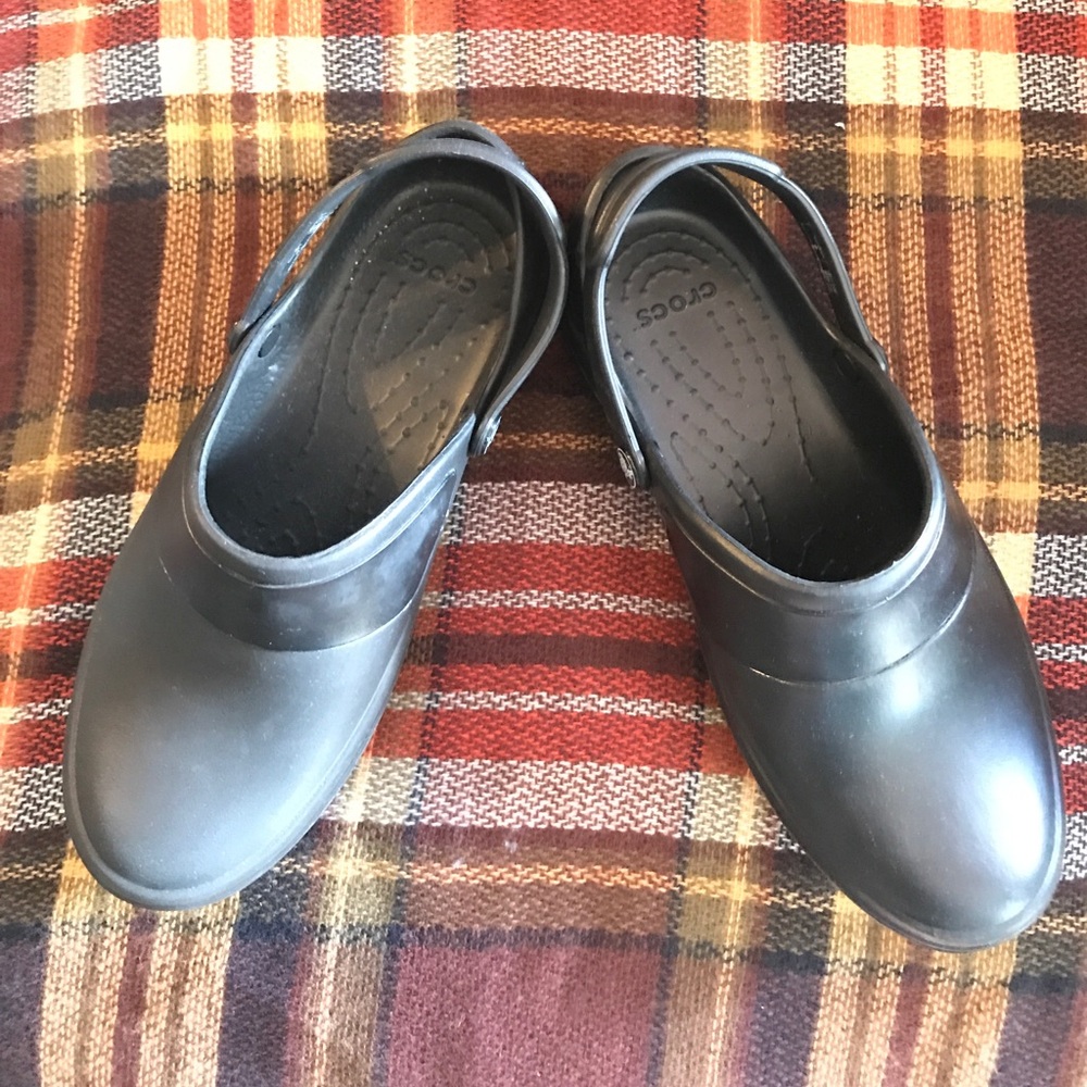 Slip resistant crocs