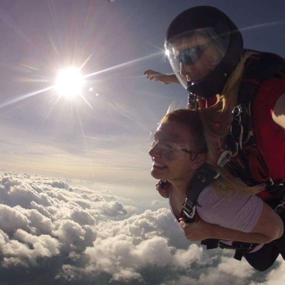 Meet your Posher, Lena