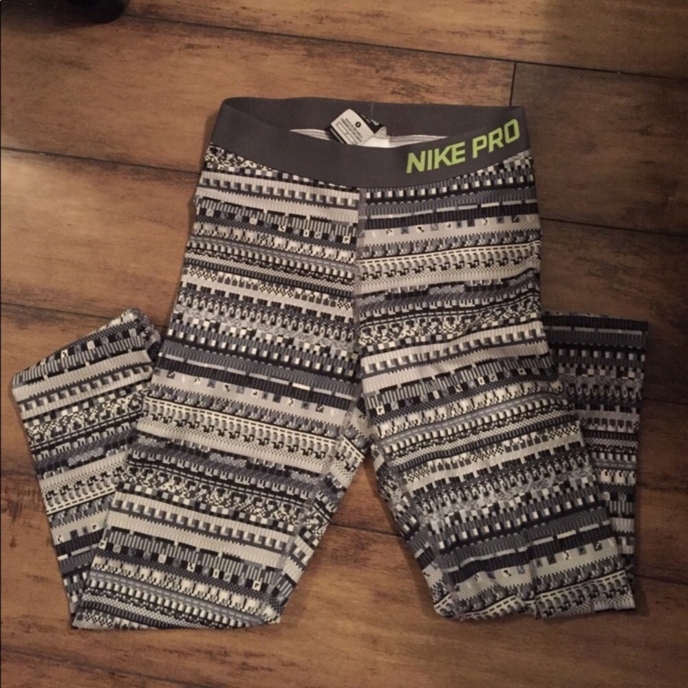Nike Pro tights