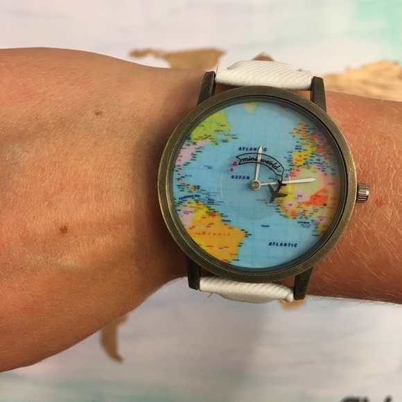 White Travel World Map Watch ⌚️ - Picture 3 of 3