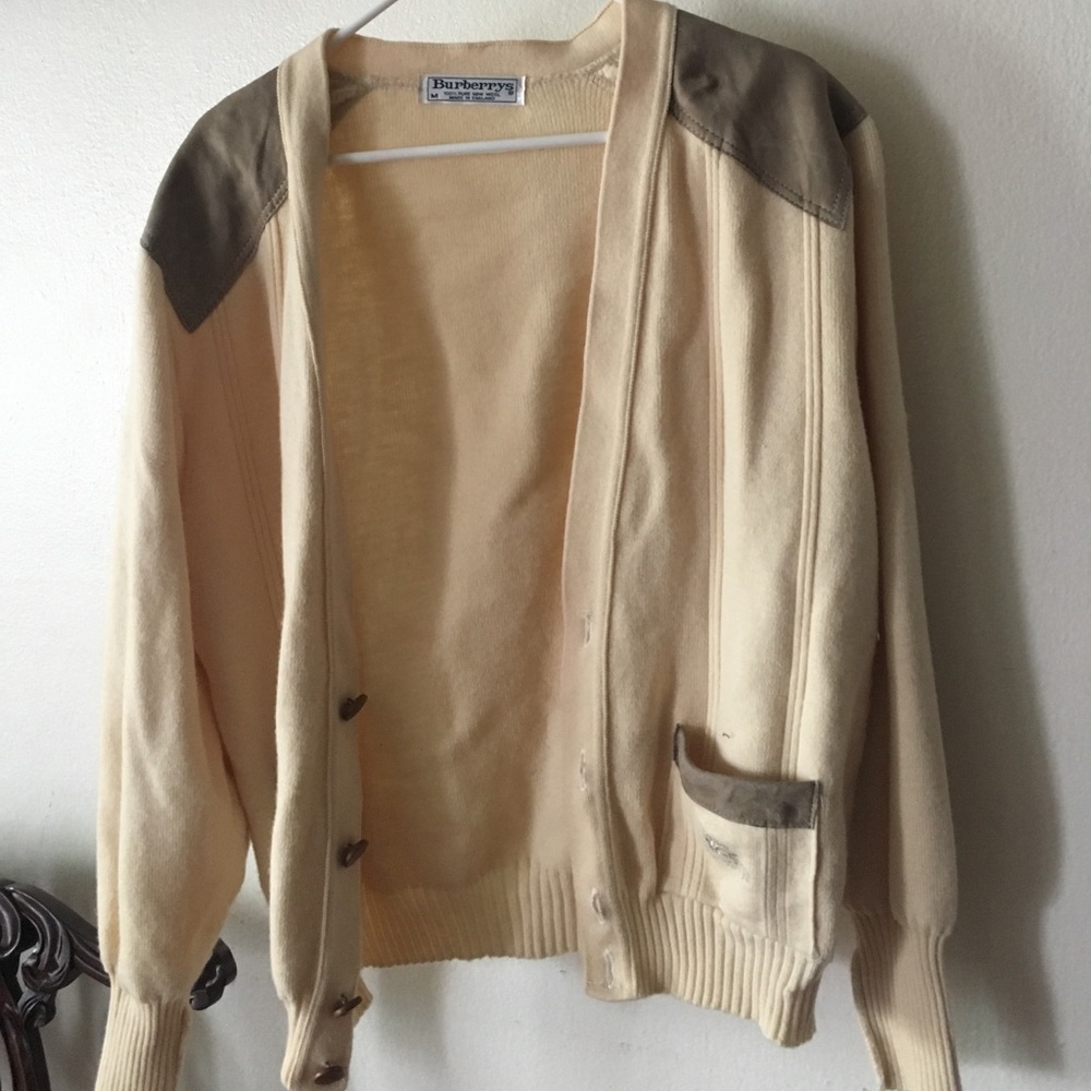 BURBERRYS SWEATER 💯 % PURE NEW WOOL