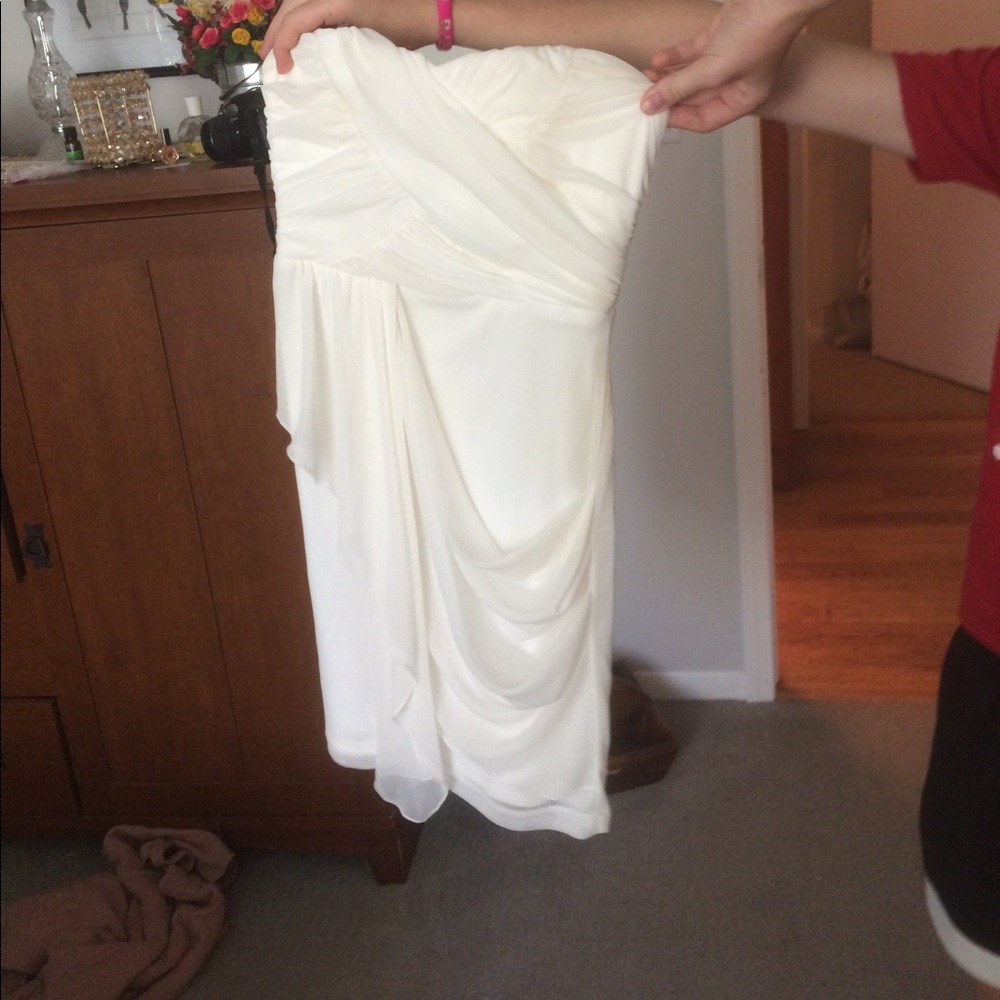 Short white dress