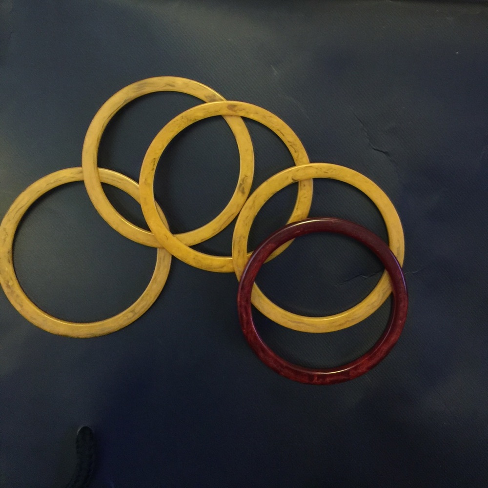 (5) Beautiful BAKELITE BANGLE BRACELETS