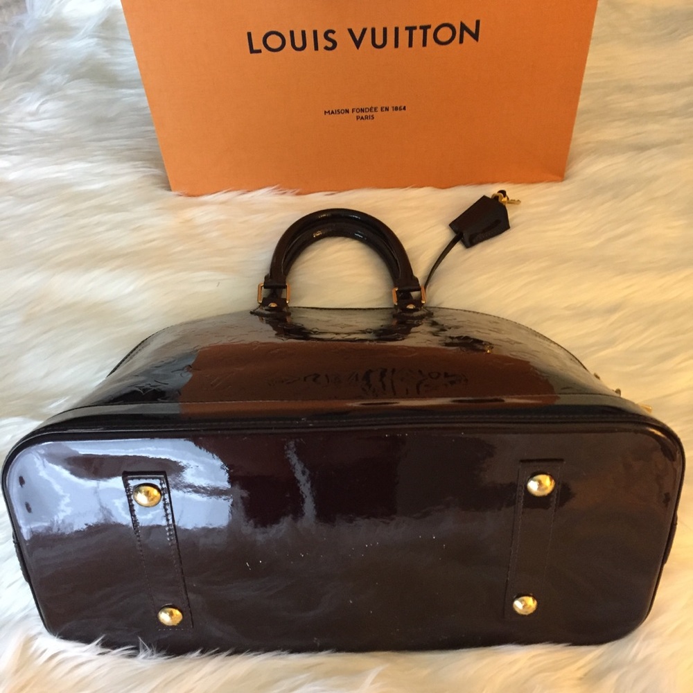Louis Vuitton Alma MM - Picture 9 of 12