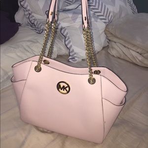 Michael Kors leather handbag!!