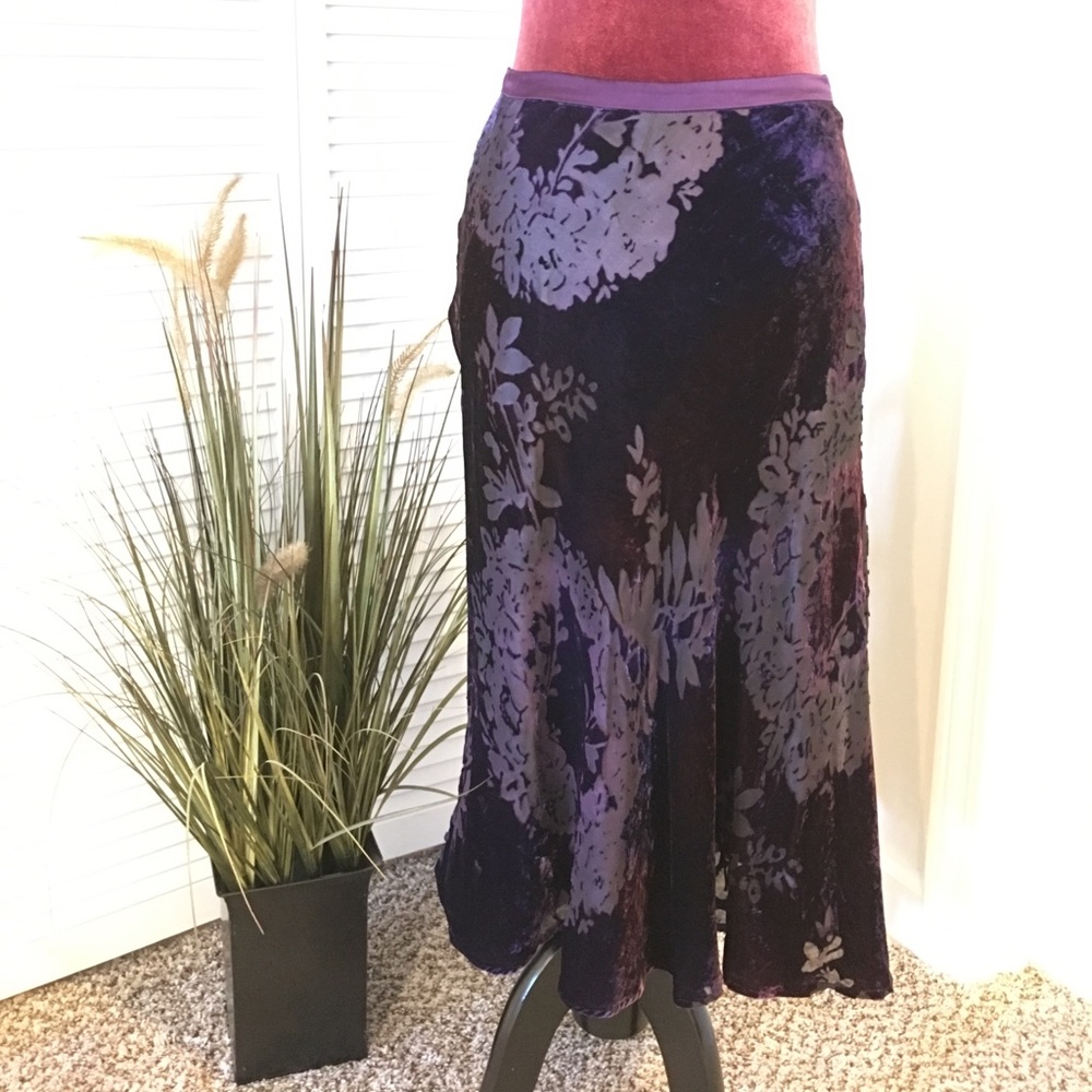 Nougat London Purple Velvet Burn-Out Floral Skirt