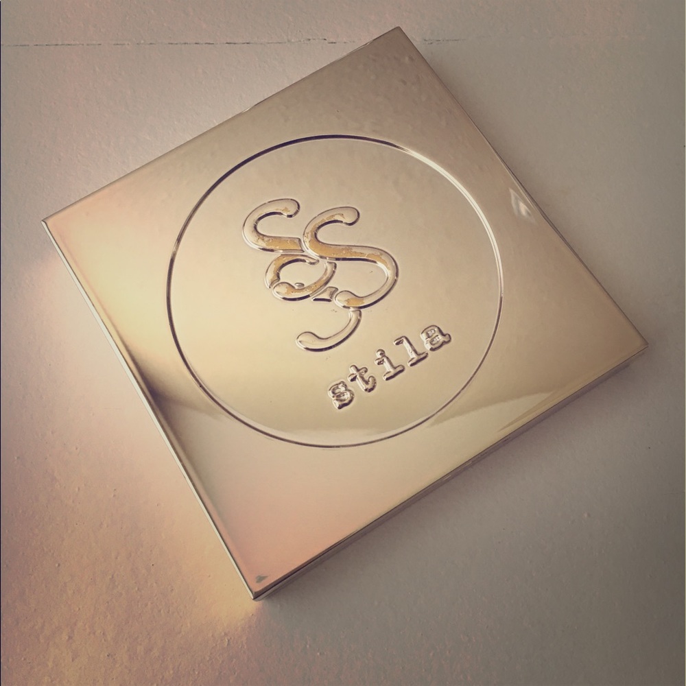 TRADED 🔄 Stila Shadow Palette (Mind)