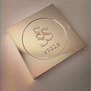 TRADED 🔄 Stila Shadow Palette (Mind)
