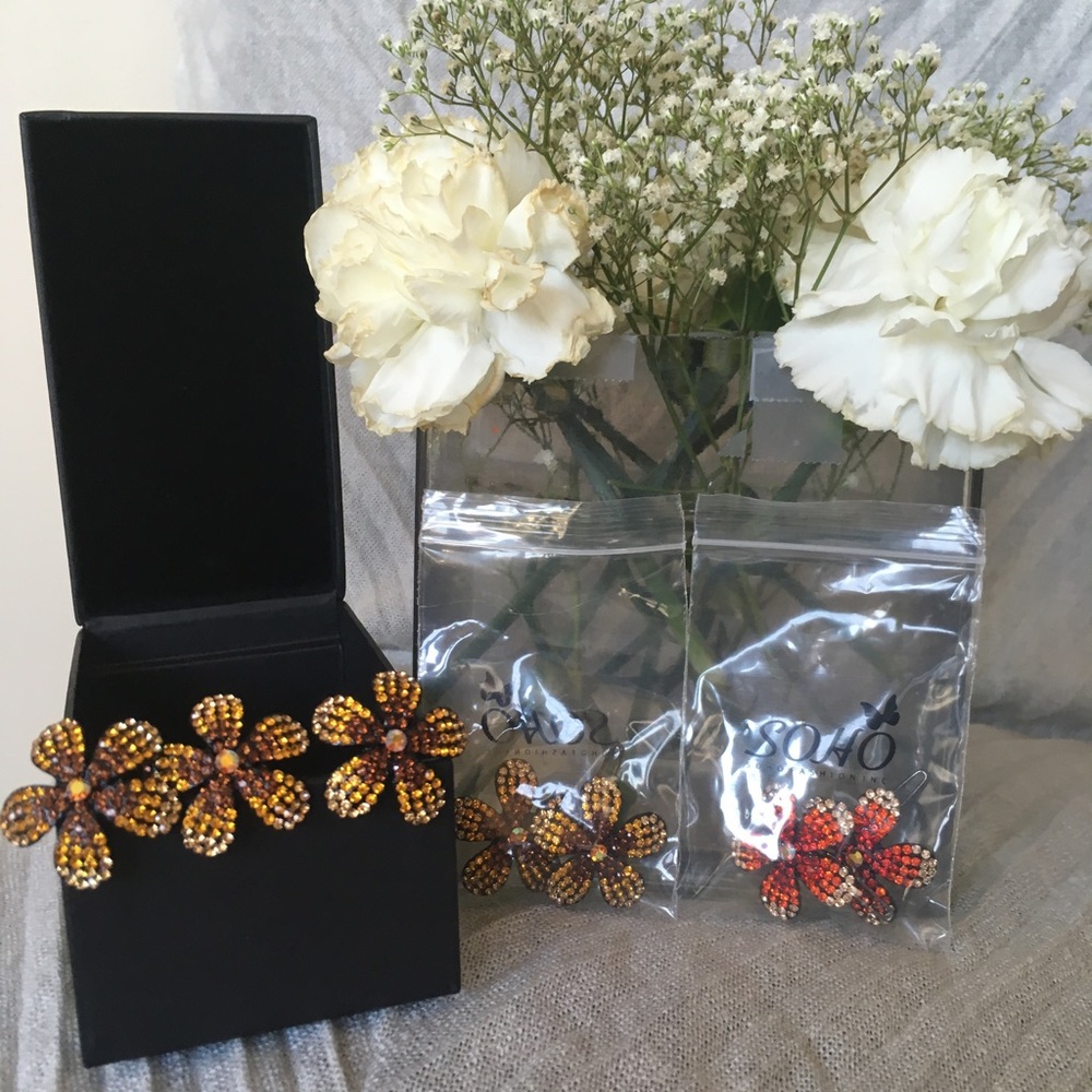 SOHO Crystal Hair Clips