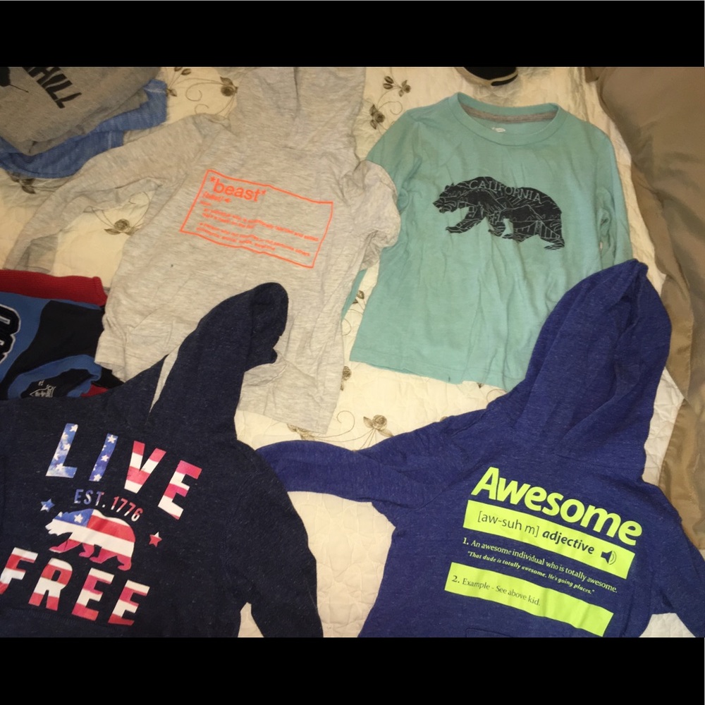 Boys 4 old navy long sleeve t-shirts size 5