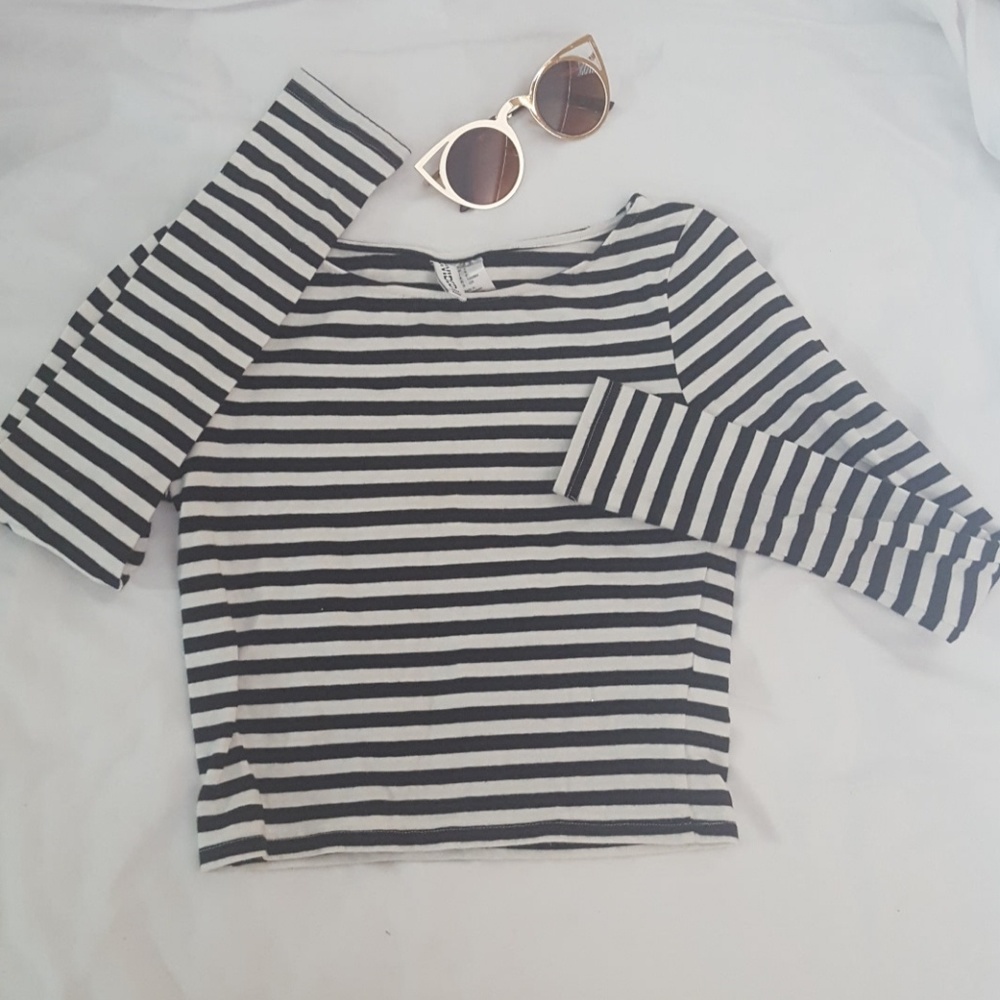 Long sleeve crop top