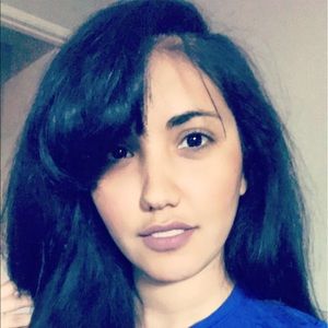 Meet your Posher, Renee