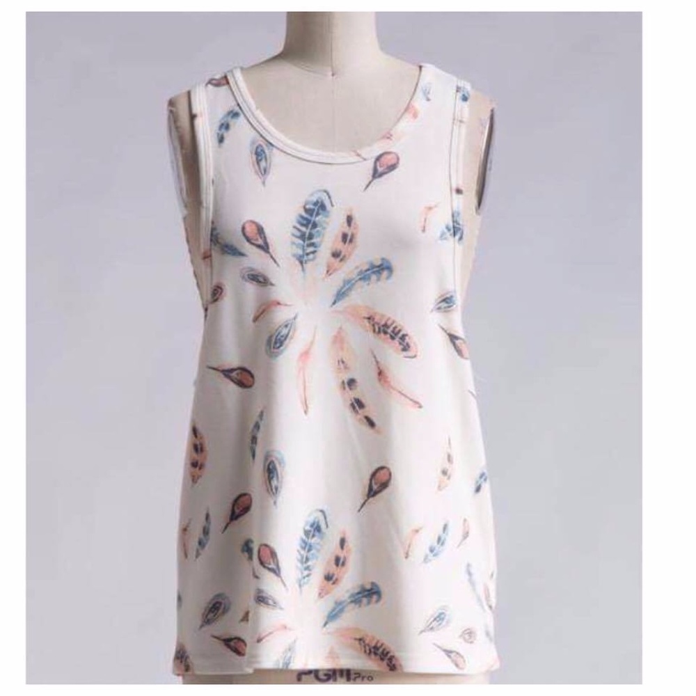Soft Distressed Boho Feather print Tank Top - Picture 3 of 6