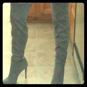 NWT Charles David Stiletto Boots