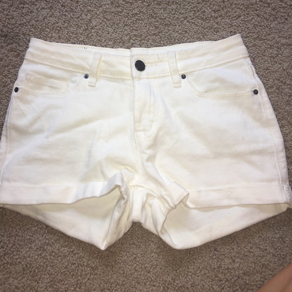 White jean shorts