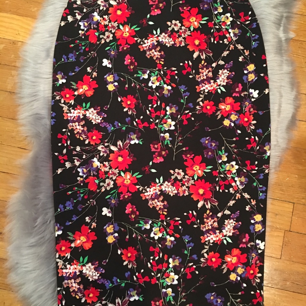 Express floral pencil skirt size 6 women straight - Picture 2 of 5