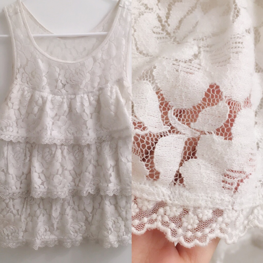 Abercrombie & Fitch Sleeveless Lace Top