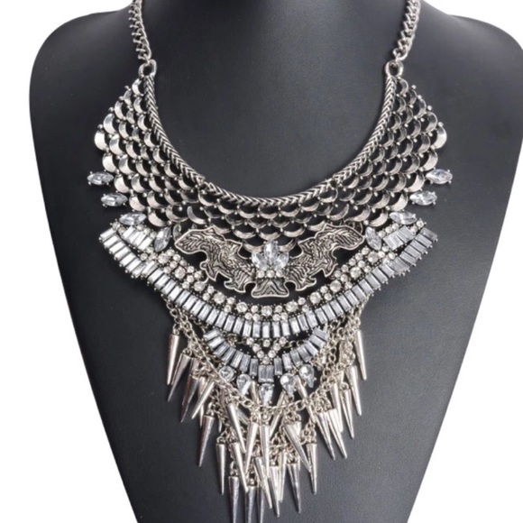 Statement Necklace (nwot)🚫FIRM🚫 - Picture 4 of 4