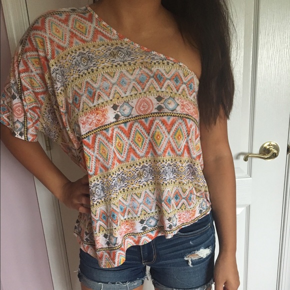 Aztec one shoulder top - Picture 1 of 2