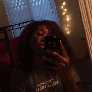 Meet your Posher, Tikyra