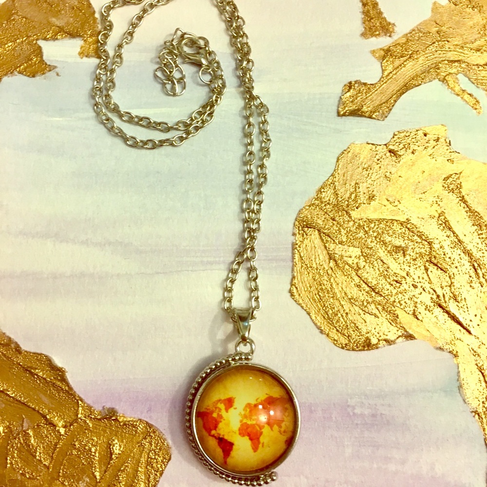 Glass World Map / Globe Spinning Necklace - Picture 3 of 4