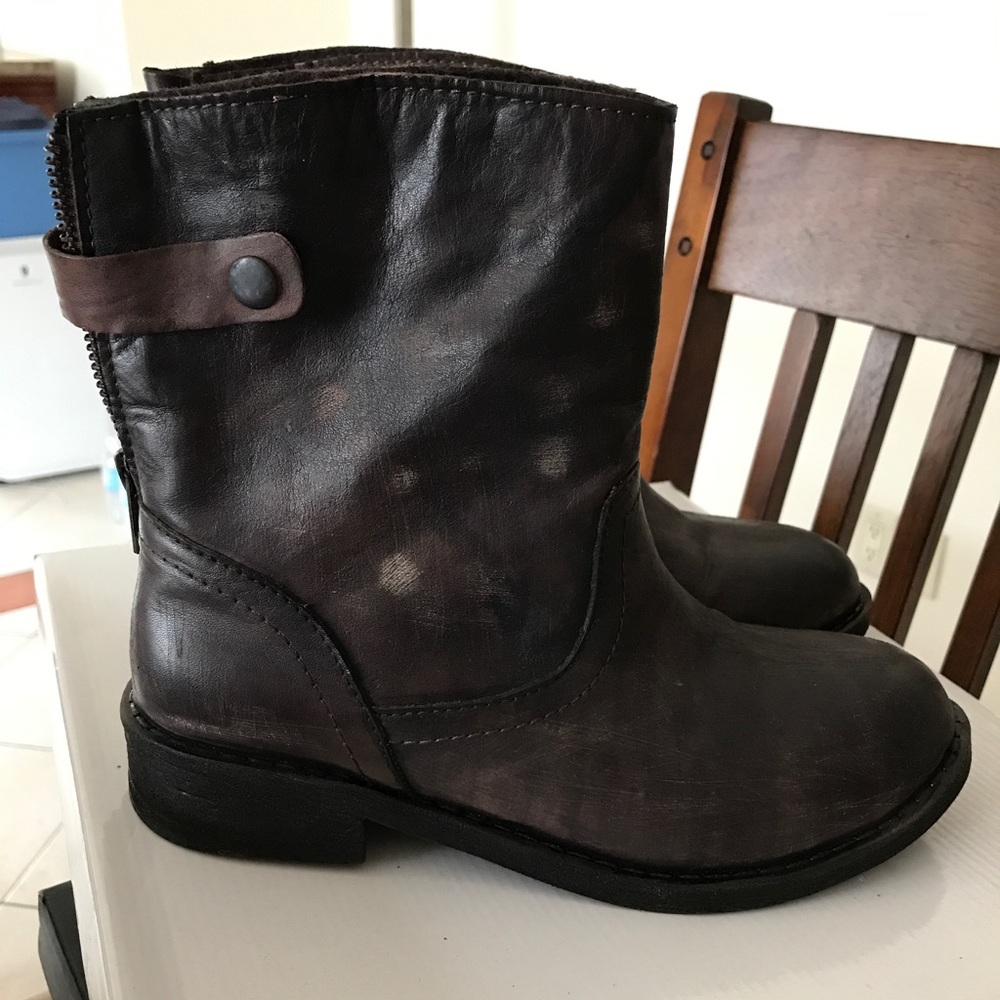 NIB Steven Madden ankle Boots size 7