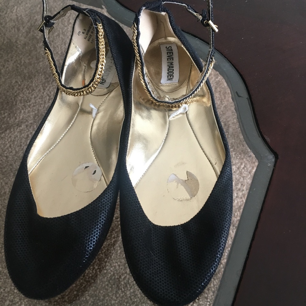 Steve Madden black flats