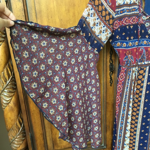 Long Free People-esque dress with flowing sleeves - Picture 2 of 6