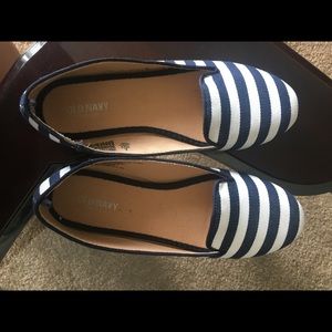 blue & white striped flats