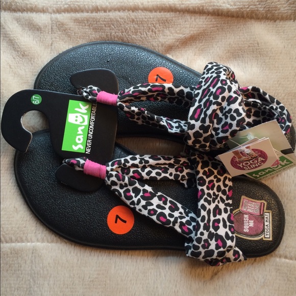 Sanuk Shoes - ✨HOST PICK Sanuk Sling ✨PRICE DROP size 7 NWT