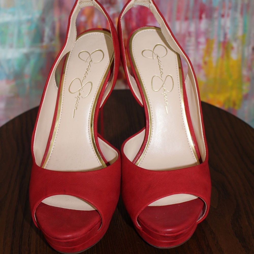 Jessica Simpson, Peep toe Heels