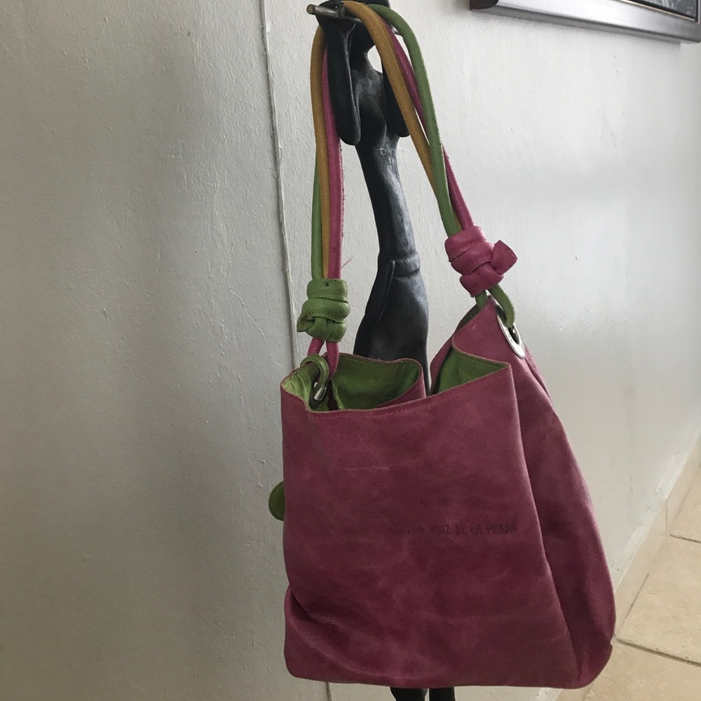 Agatha Ruiz de la Prada pink purse