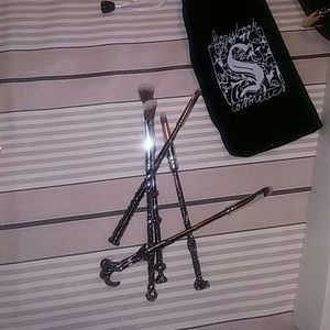 New Storybook makeup brush set harry potter?