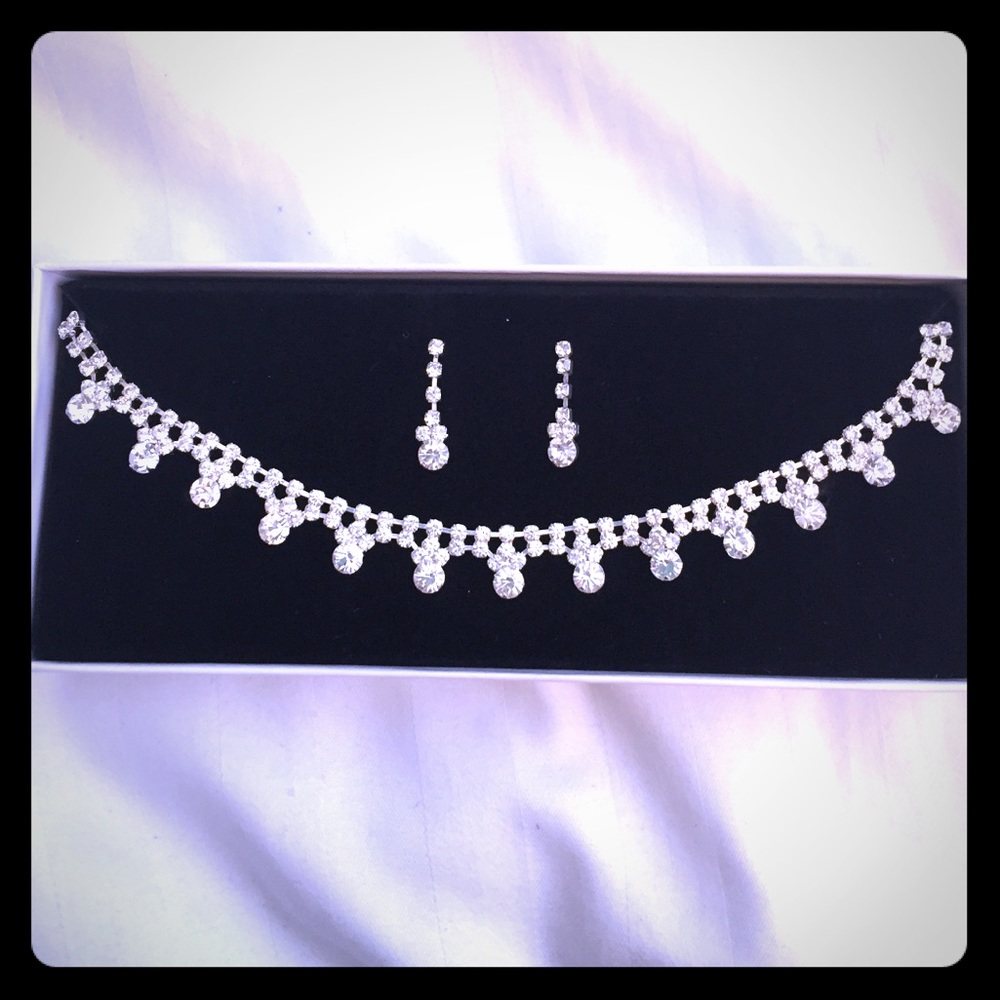 Necklace and earrings