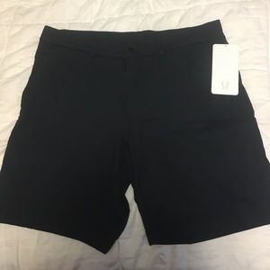 NWT lululemon men's commission 9" shorts