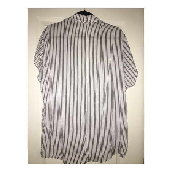 Forever 21 button down - Picture 2 of 2