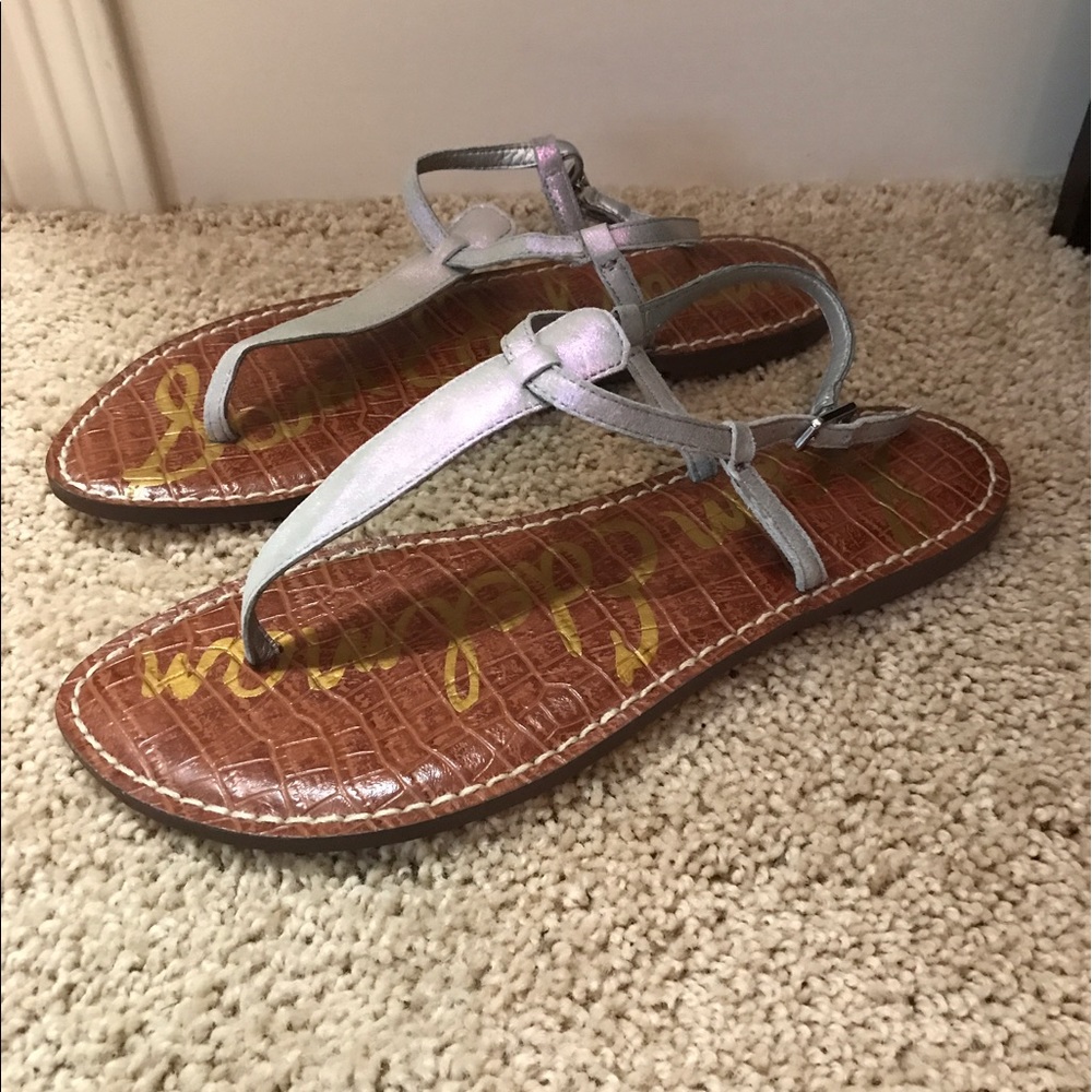 Same Edelman Gigi sandal iridescent