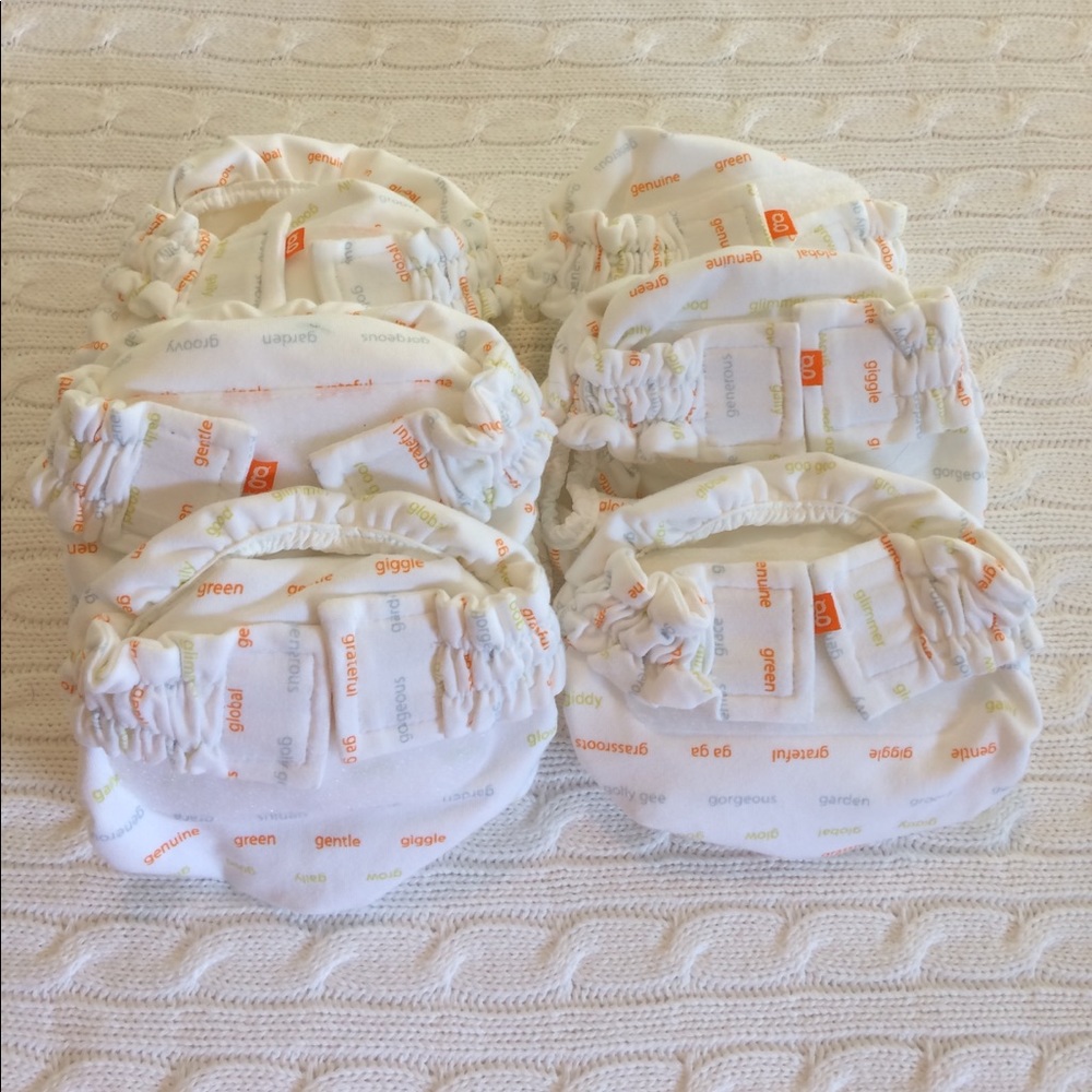 6 NWOT newborn gDiapers.