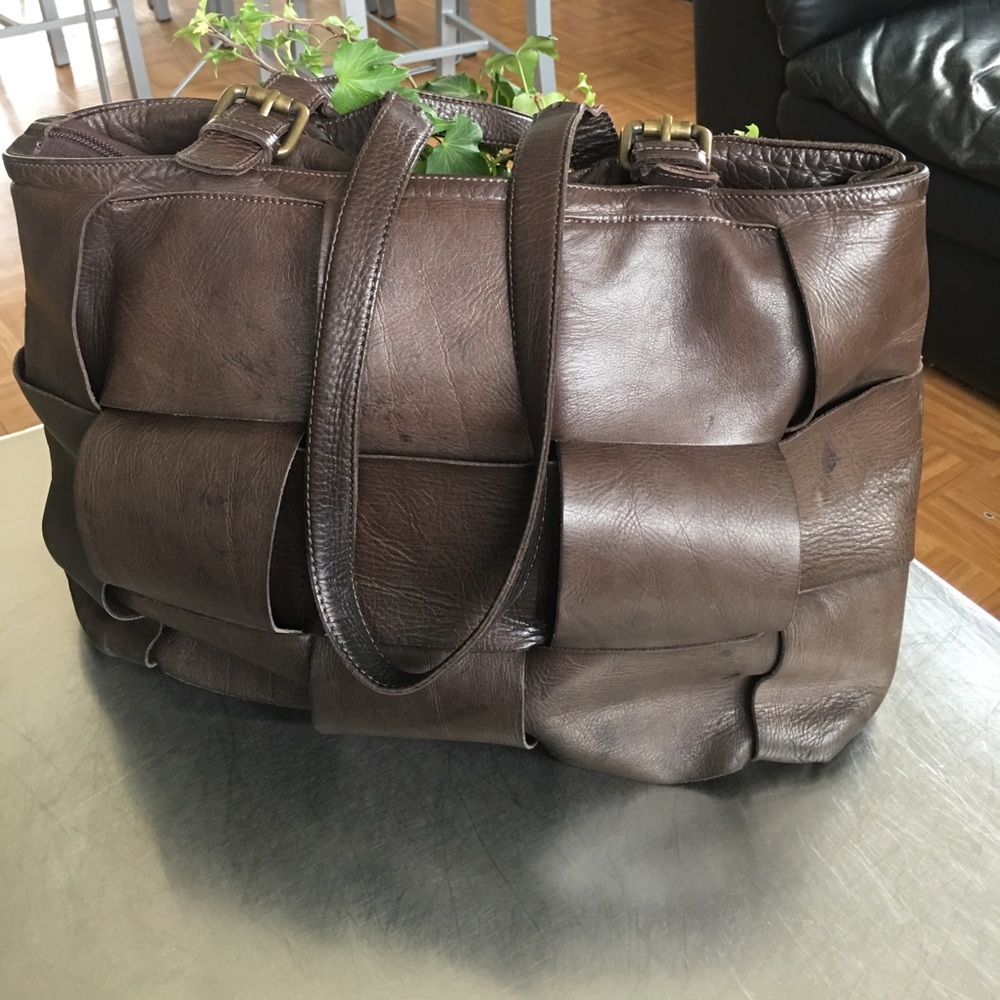 ALCHIMIA /Vintage/ Italian Leather / Shoulder Bag/