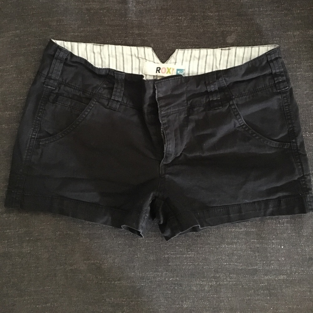 Roxy black shorts size 7