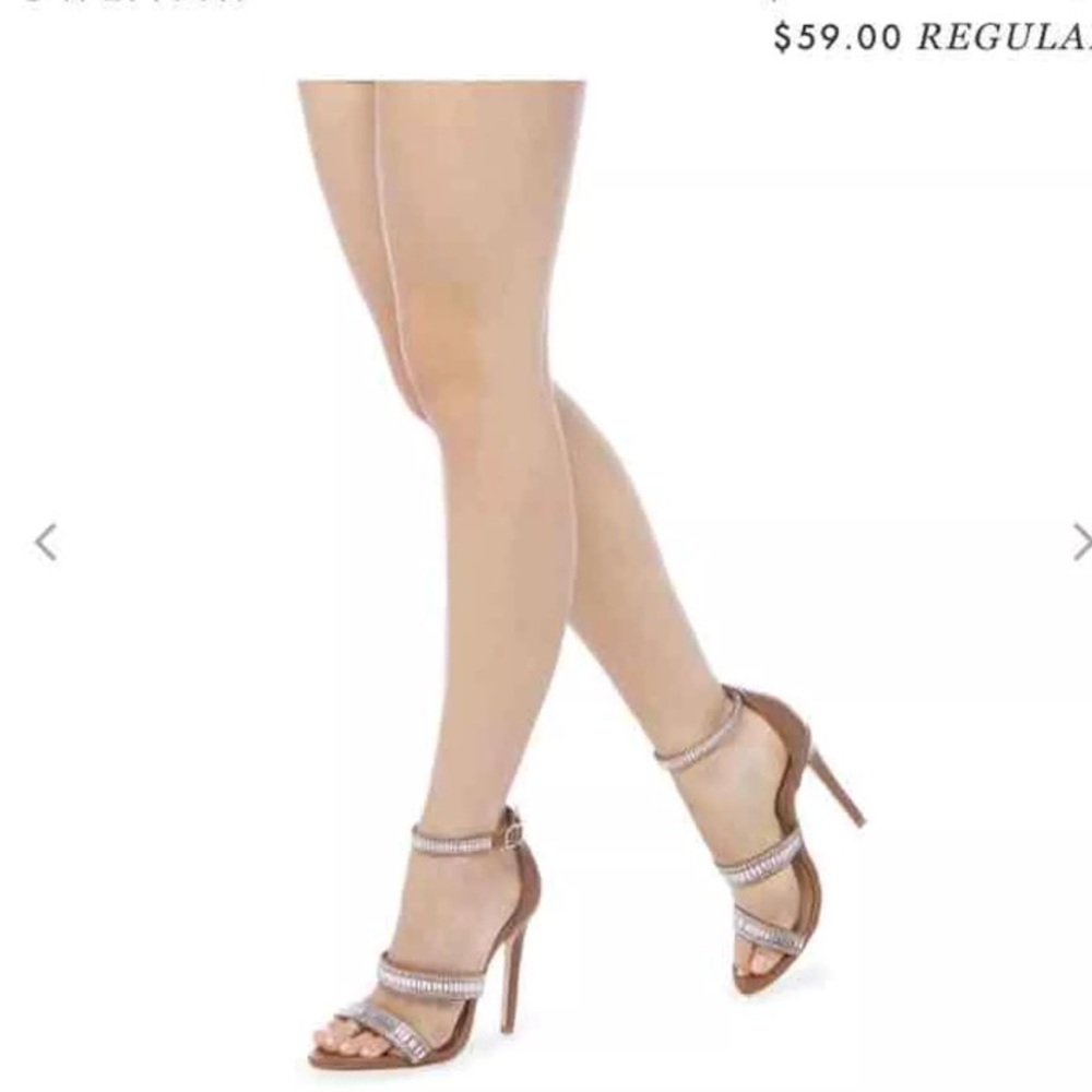 NWT high heels sz: 5.5