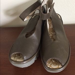 Fly London shoes size39 New