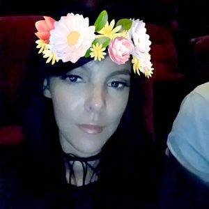 Meet your Posher, Liz