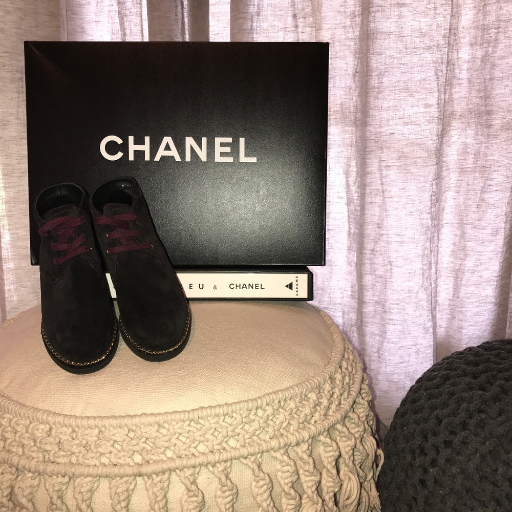 Chanel Black Suede Lace up Shoes Sz 35.5