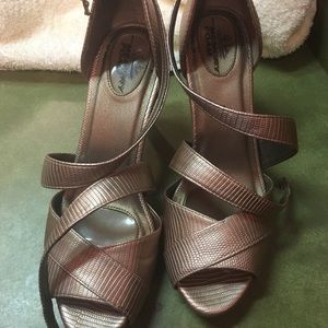 Pewter/Gold heels