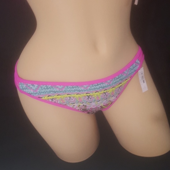 Victoria's secret 36C MEDIUM BIKINI SET NEW