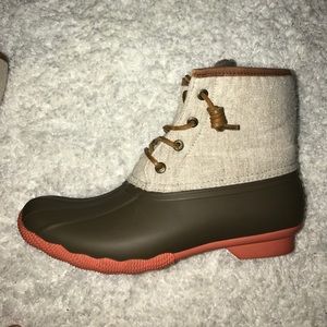 Sperry duck boots