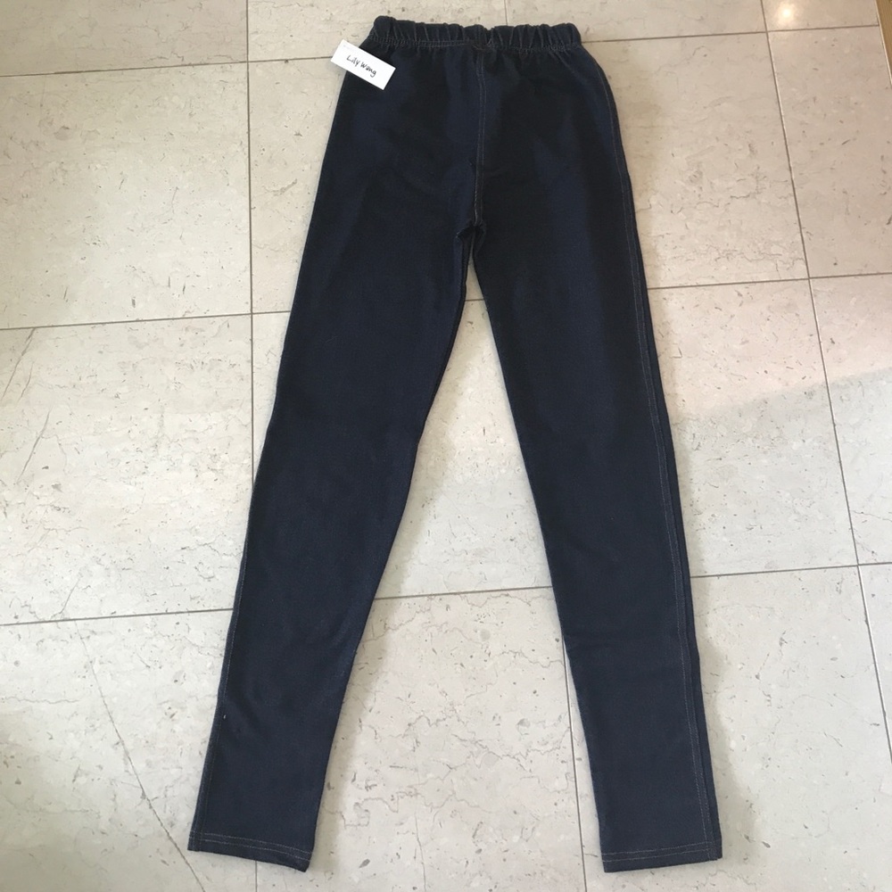 Jeans style leggings. Very comfortable and light