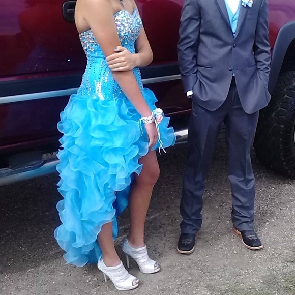 Prom Form High Low Dress - Picture 1 of 5